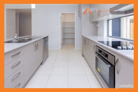 Property photo of 31 Lockyer Place Drewvale QLD 4116