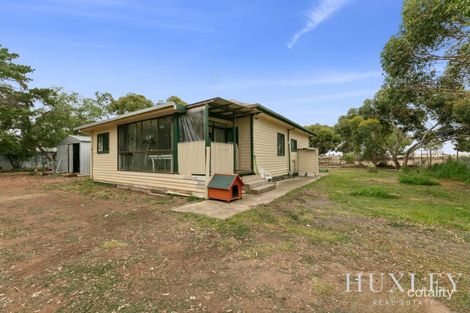 96 Old Melbourne Rd, Little River, VIC 3211