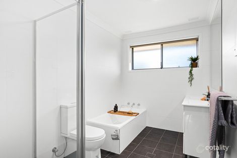 Property photo of 4 Wood Avenue Mount Warrigal NSW 2528