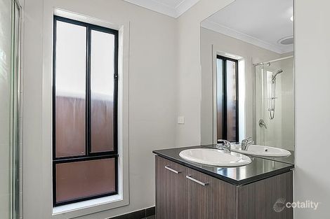Property photo of 16 Julep Street Manor Lakes VIC 3024