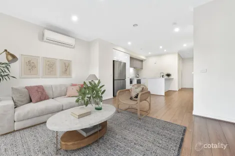 Property photo of 34 View Road Springvale VIC 3171