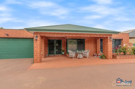 Property photo of 4 Glencoe Place Bedfordale WA 6112