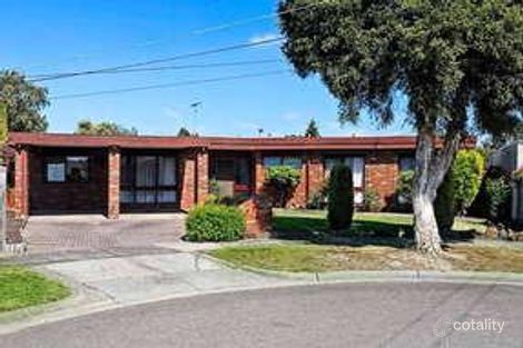 8 Finsbury Ct, Dandenong North, VIC 3175