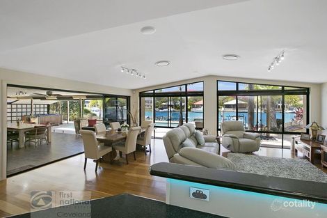 Property photo of 36 Cayman Crescent Ormiston QLD 4160