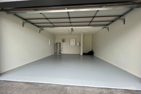 Property photo of 2 Hidden Retreat Doncaster VIC 3108