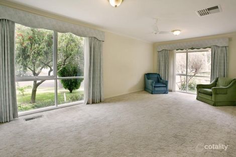 Property photo of 33 Boardman Close Box Hill South VIC 3128