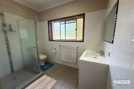 Property photo of 66-70 Kensington Drive Munruben QLD 4125