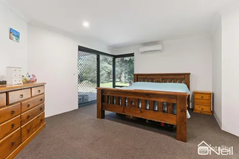 Property photo of 17 Albens Vale Roleystone WA 6111