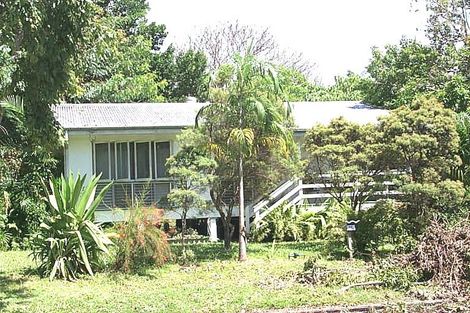 22 Armstrong St, Hermit Park, QLD 4812