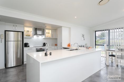 Property photo of 27 Lowe Circuit Redland Bay QLD 4165