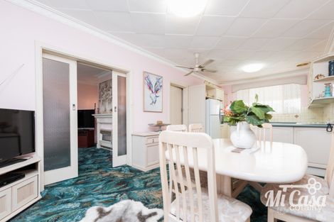 Property photo of 26 Mandora Way Riverton WA 6148