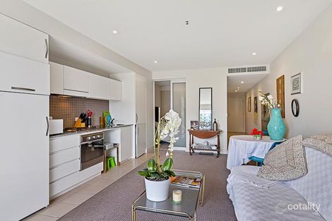 504/16 Holdfast Prom, Glenelg, SA 5045