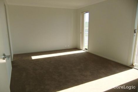 Property photo of 5 Chard Place Sunbury VIC 3429