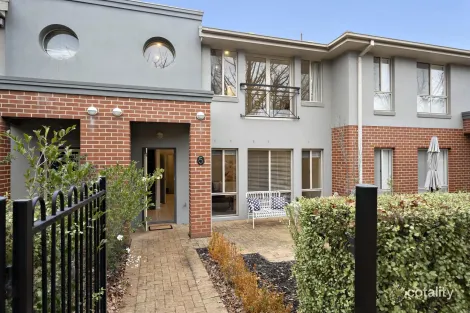 5/10 IJONG ST, BRADDON, ACT 2612