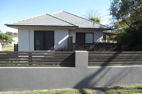 Property photo of 194 Beddoes Street Holland Park QLD 4121