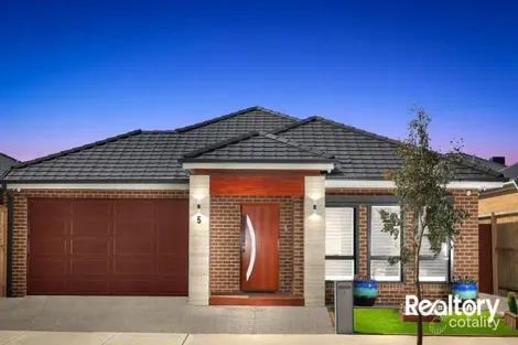 5 Blackberry St, Mickleham, VIC 3064