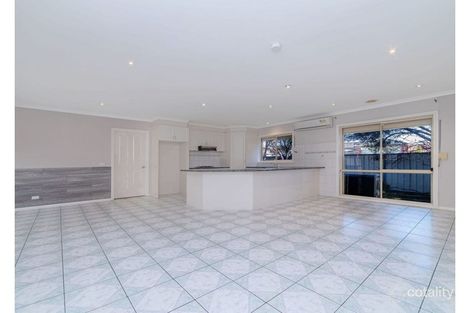 Property photo of 63 Limpopa Square Roxburgh Park VIC 3064