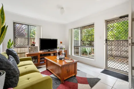 Property photo of 2/33 Moriarty Place Bald Hills QLD 4036