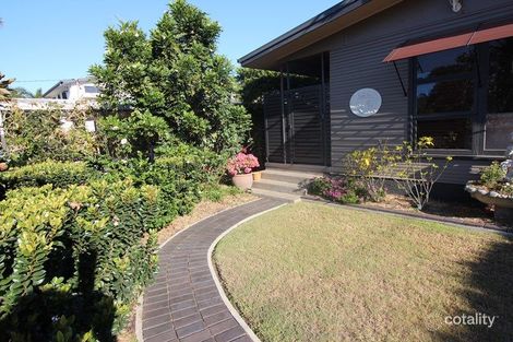 Property photo of 37 Reynolds Avenue Labrador QLD 4215
