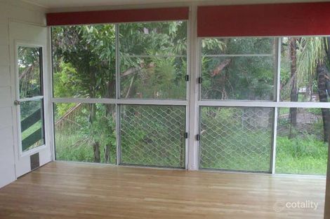 Property photo of 4 Thomas Place Emerald QLD 4720