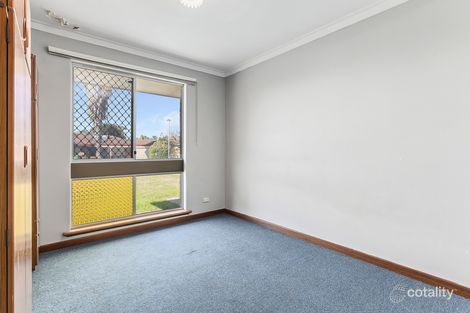 Property photo of 8 Tangaroa Close Cooloongup WA 6168