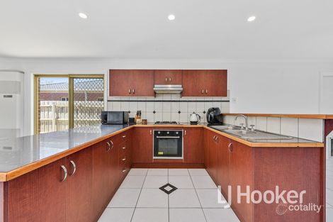 Property photo of 17 Grand Central Boulevard Pakenham VIC 3810