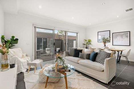 Property photo of 5 Aura Way Craigieburn VIC 3064
