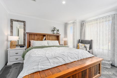 Property photo of 18 Devereux Crescent Aveley WA 6069