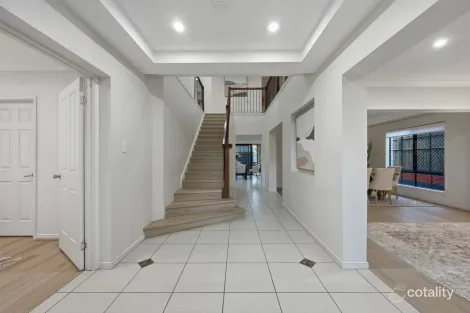 Property photo of 8 Lomond Place Parkinson QLD 4115