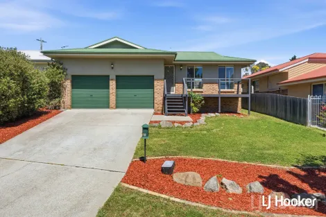 21 Telopea Pl, Queanbeyan West, NSW 2620