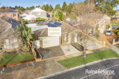 Property photo of 4 Collins Street Taylors Hill VIC 3037