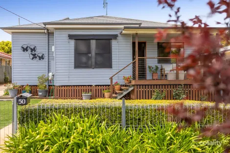 Property photo of 50 Llewellyn Street Centenary Heights QLD 4350