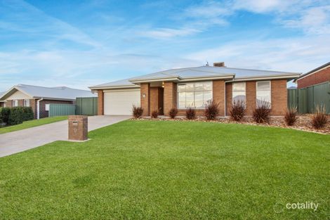 Property photo of 9 Melaleuca Drive Forest Hill NSW 2651