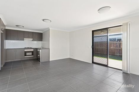 Property photo of 2/2 Nash Drive Glenvale QLD 4350