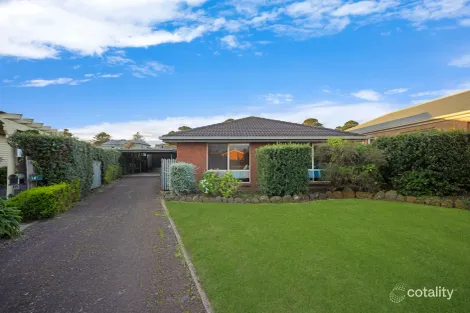 14 Paton St, Port Fairy, VIC 3284