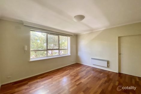 8/26 Pine Ave, Elwood, VIC 3184