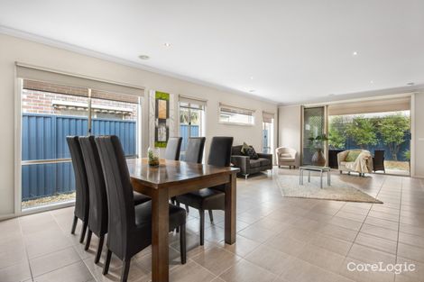 Property photo of 83 The Parkway Pakenham VIC 3810