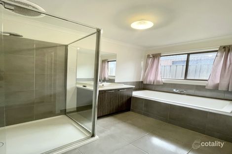 22 Augusta Way, Strathtulloh, VIC 3338