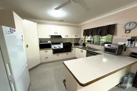 Property photo of 3 Narrah Street Alva QLD 4807