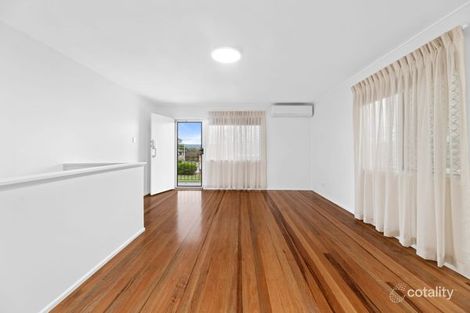 Property photo of 5 Dunbil Avenue Ferny Hills QLD 4055