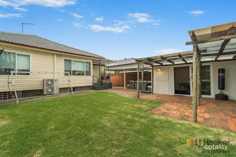 Property photo of 34 Adler Parade Greystanes NSW 2145