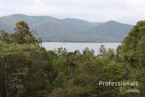 Property photo of 6-8 Black Gully Road Tinaroo QLD 4872