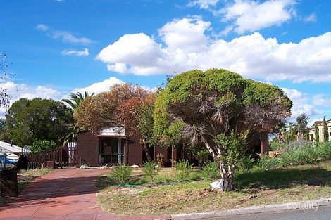 2 Stampel Gdns, Kardinya, WA 6163