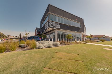 64 Aussat Dr, Kiara, WA 6054