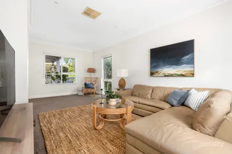 Property photo of 21 Patrick Avenue Croydon North VIC 3136