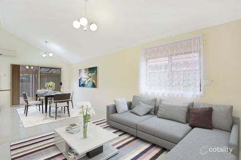 Property photo of 1/3 Stagg Place Ambarvale NSW 2560