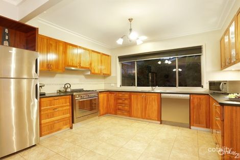 Property photo of 13 Surrey Road Dandenong North VIC 3175