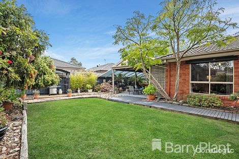 Property photo of 15 Masked Owl Road South Morang VIC 3752