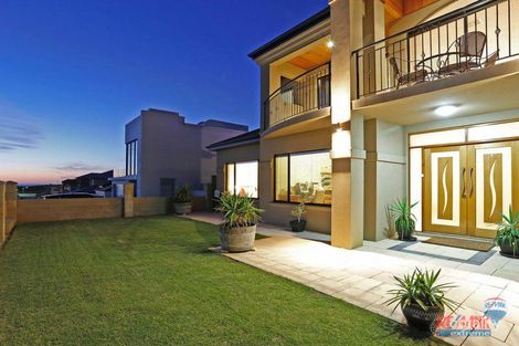 Property photo of 10 St Lucia Road Iluka WA 6028