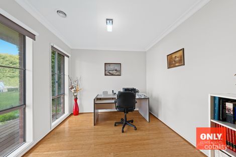 Property photo of 25 Byron Court Narre Warren South VIC 3805